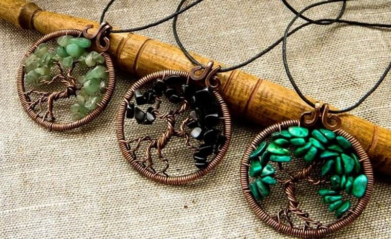 amulettes suspendues pour la santé et la chance