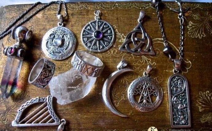 types d'amulettes pour la santé et la chance